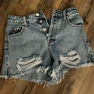 jean shorts size small / highwasted